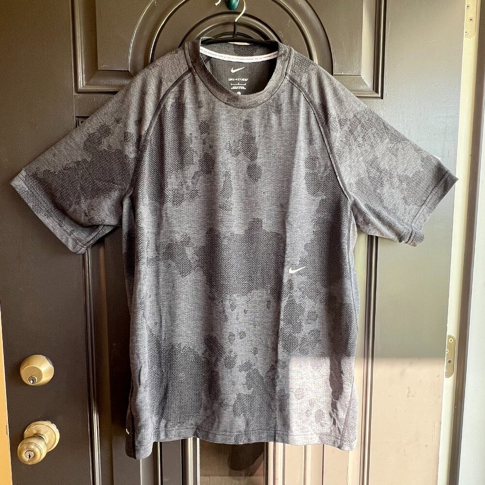 Nike Dri-FIT ADV A.P.S. Tee